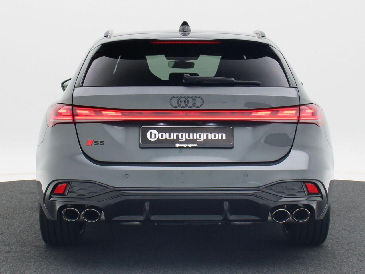 Audi A5 S5 Avant 50 year edition 3.0 TFSI 270 kW | 367 PK Avant | Privacy glas | Zwart Optiek | 20 inch velgen | Head up Display |