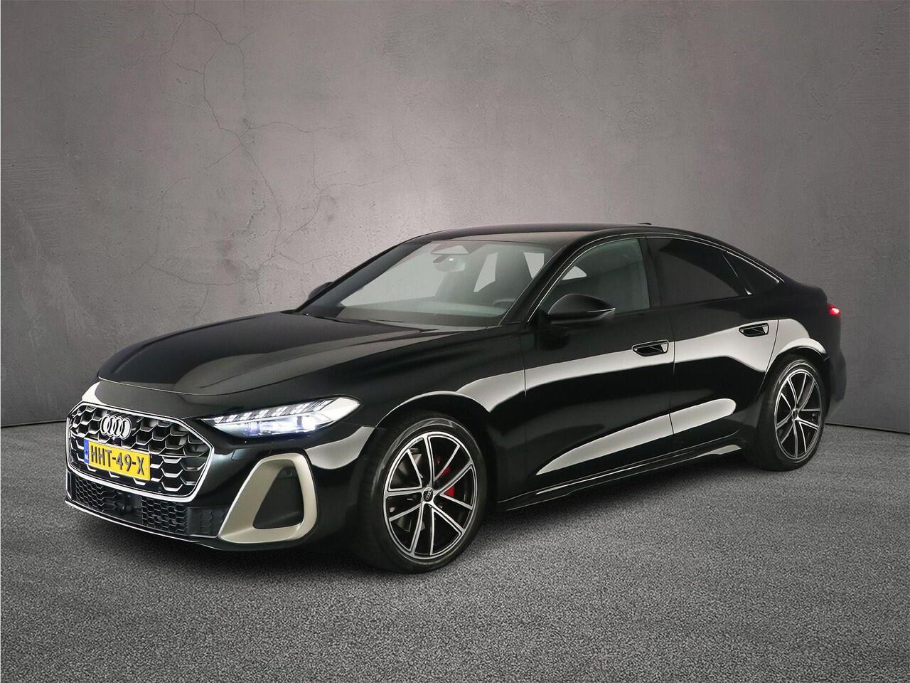 Audi A5 Limousine 2.0 TFSI S Edition | Adapt. Cruise | Optiek Pack | 19 inch | Camera | MMi + | Audi Sound | Parkeerassist Plus | S Line