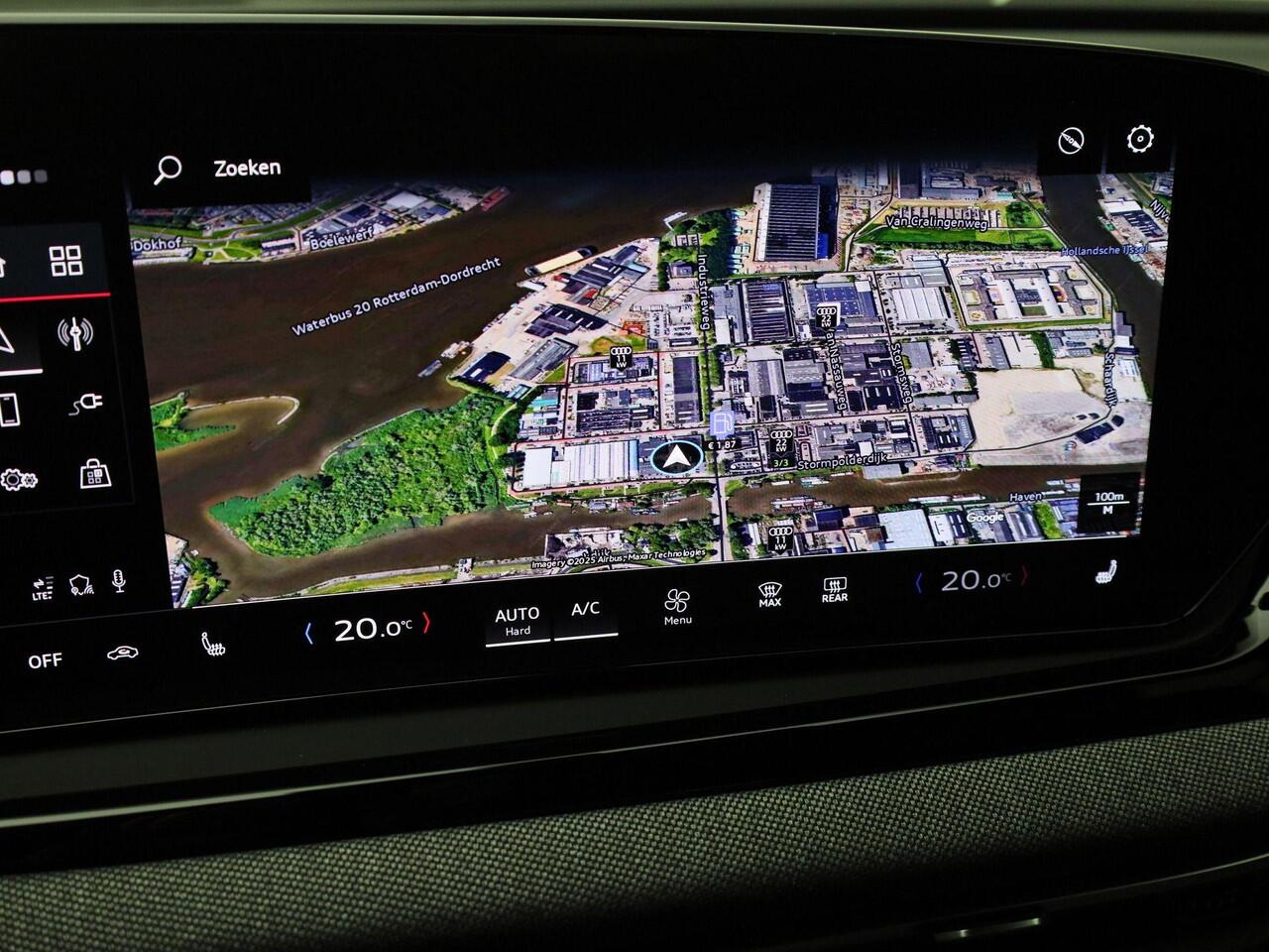 Audi A5 Limousine S edition 2.0 TFSI e 299 PK · Exterieurpakket zwart · Privacy glas · Tech pakket · 20" LM velgen brons