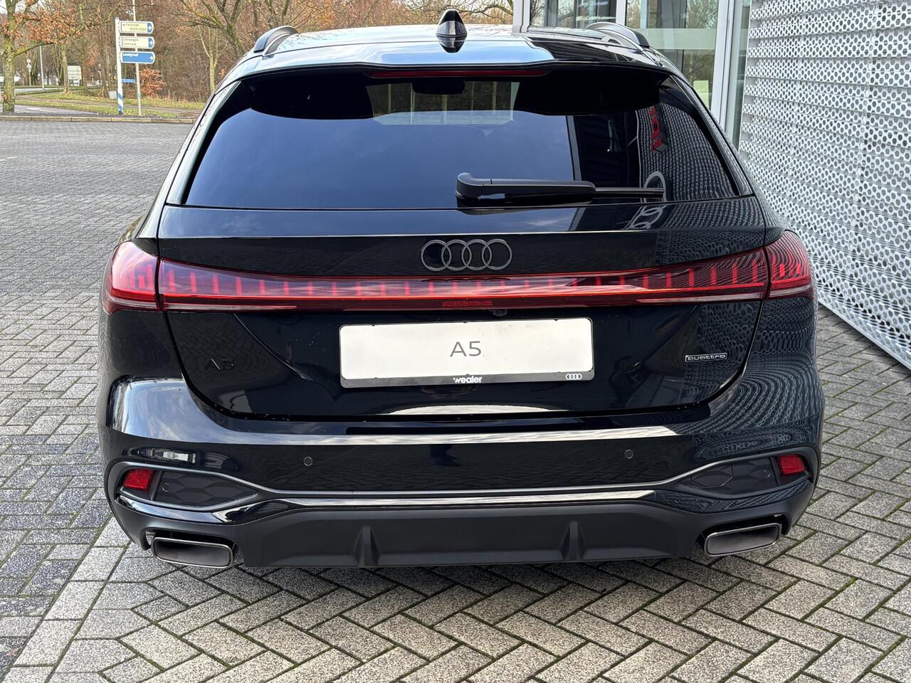 Audi A5 Avant S edition e-hybrid 299 PK | Passagiersdisplay | Stoelverwarming | Trekhaak