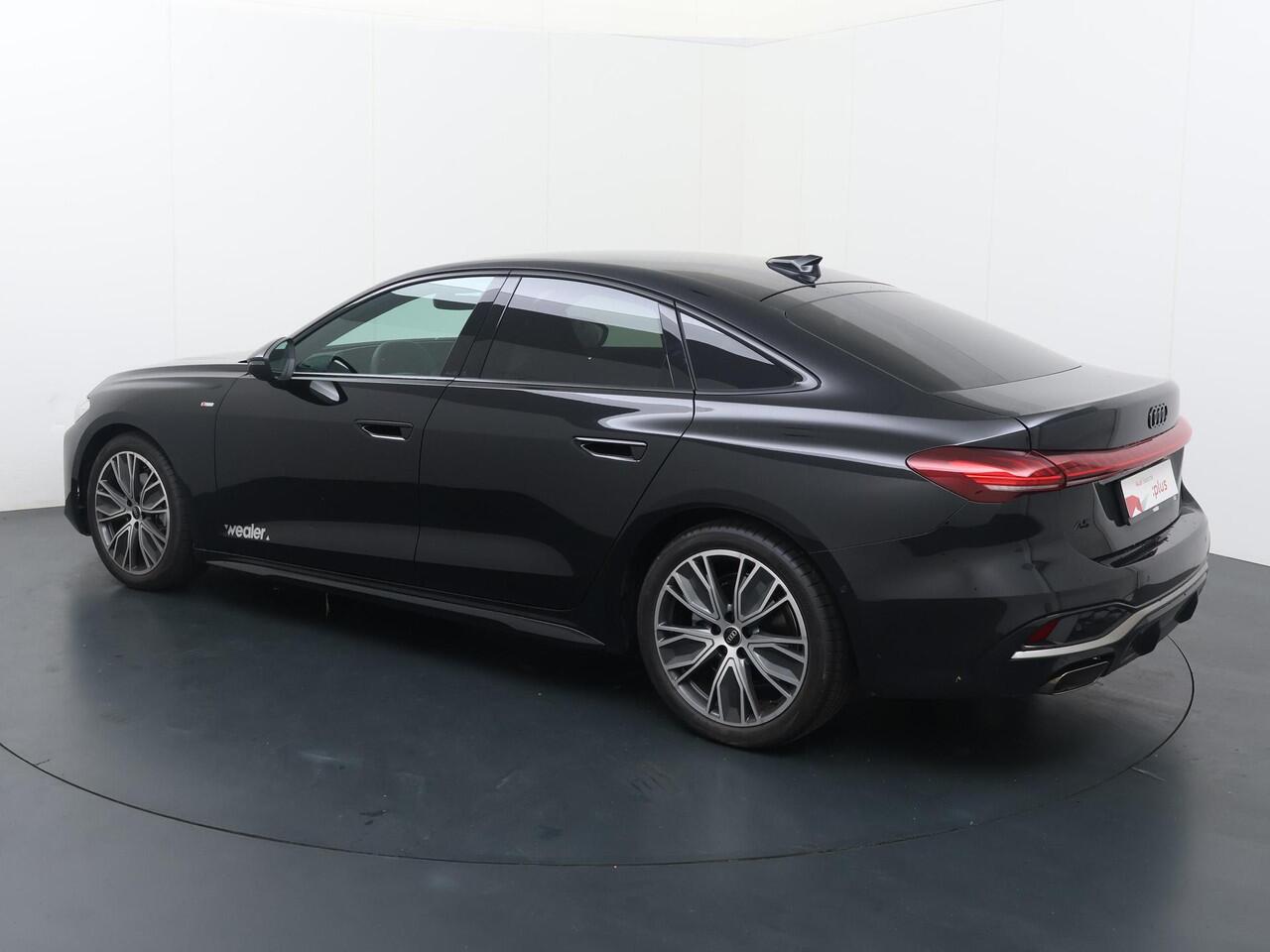 Audi A5 Limousine Edition One (B10) 35 TFSI 110 kW / 150 pk Limousi | S-Line | Sportstoelen | LED-Koplampen | Metallic lak | Achteruitrij Camera | Parkeer hulp voor en achter | Privacy Glas | Ambiante Lichtpakket | |