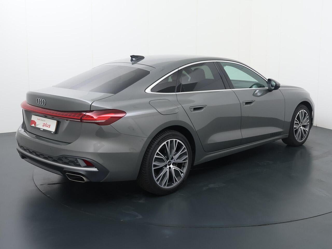 Audi A5 Limousine Advanced edition 35 TFSI 150 pk | Matrix Led koplampen | Lederen sportstoelen | Comfortsleutel | Adaptive Cruise Control | Ambient Lighting Multicolour | Elektrische Achterklep | Stoelverwarming