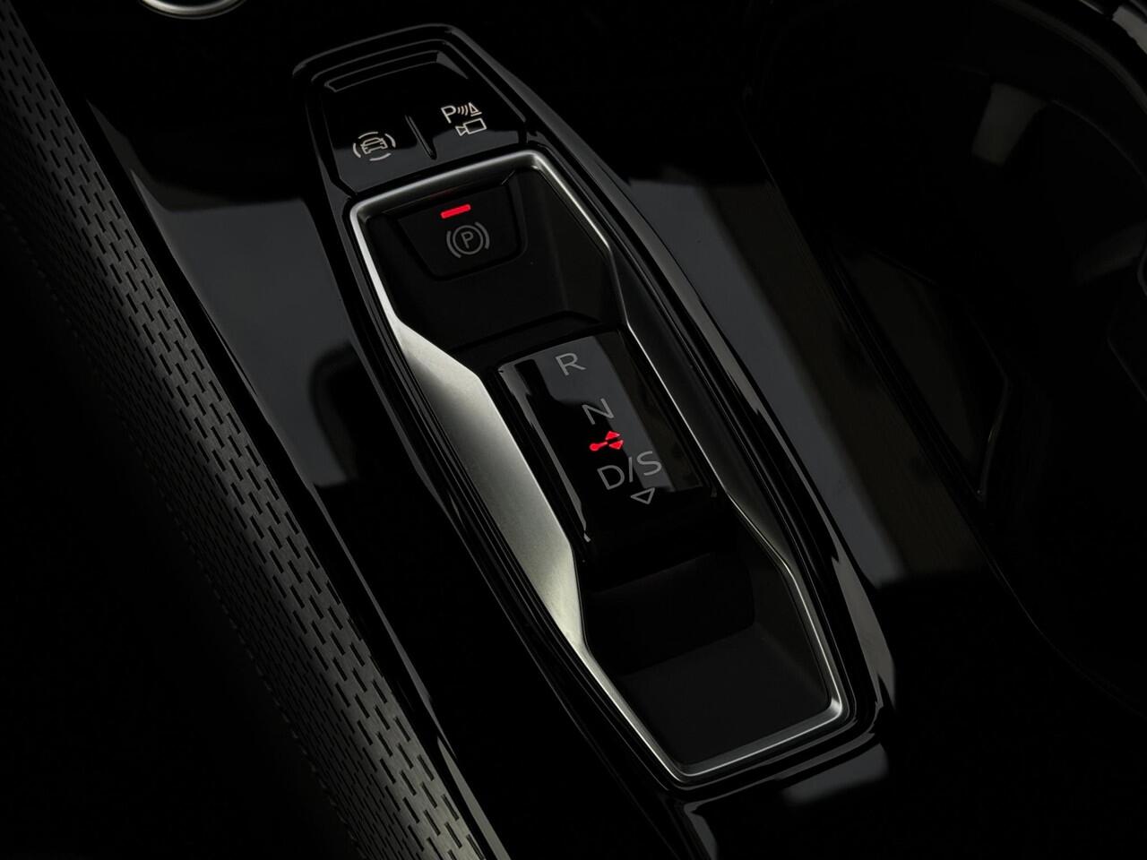 Audi A5 Avant 2.0 TFSI S Edition Tech Plus l Multischerm Passagier l Optiek Zwart l 20 Inch l 360 Camera