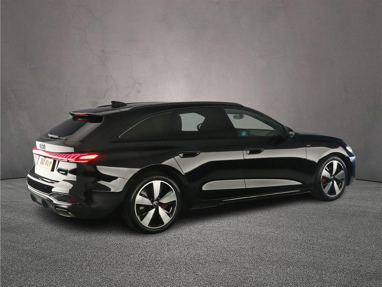 Audi A5 Avant 2.0 e-hybrid quattro S edition | Trekhaak | Pano | B&O | MMI plus | Matrix-led | 360 Camera | ACC | Keyless |