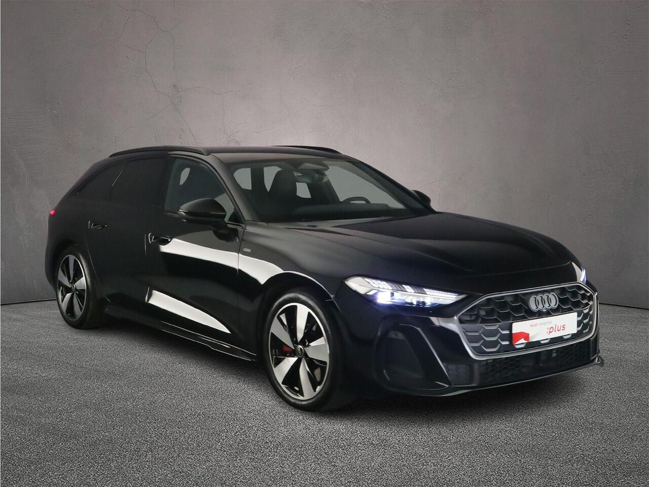 Audi A5 Avant 2.0 e-hybrid quattro S edition | Trekhaak | Pano | B&O | MMI plus | Matrix-led | 360 Camera | ACC | Keyless |
