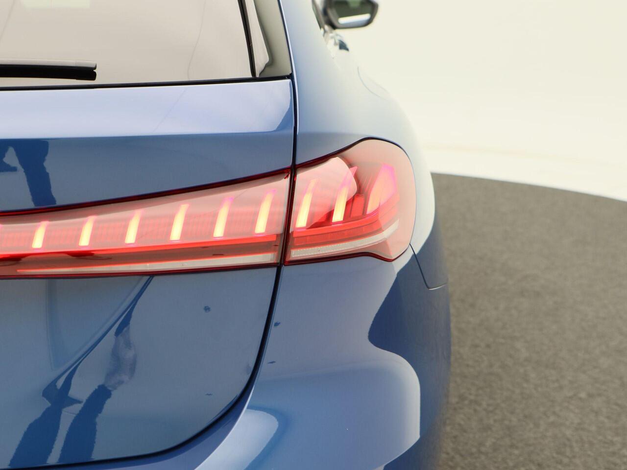 Audi A5 Avant 2.0 TFSi 150 Pk Automaat S-Line | 360° Camera | Full LED | Trekhaak | Adaptive Cruise | Carplay | Stoel Verwarming | 20 Inch | 5.828 Km