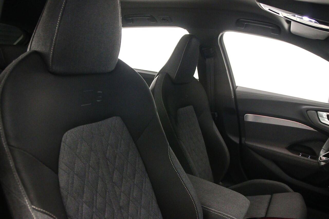 Audi A5 Avant 2.0 TFSI S edition | MMI plus | Full-led | Achteruitrijcamera | Sportstoelen | 19" | Carplay | Ambient lighting |