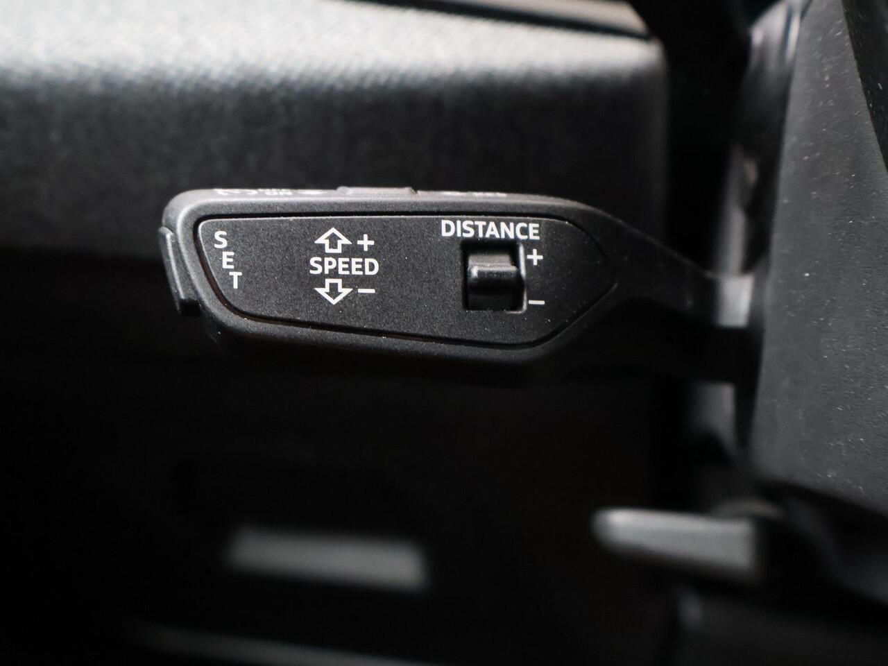 Audi A5 Limousine 2.0 TFSI edition one | 150 PK | Automaat | S-Line | Multifunctioneel stuurwiel | Adaptive Cruisecontrol | Stoelverwarming | Achteruitrijcamera |