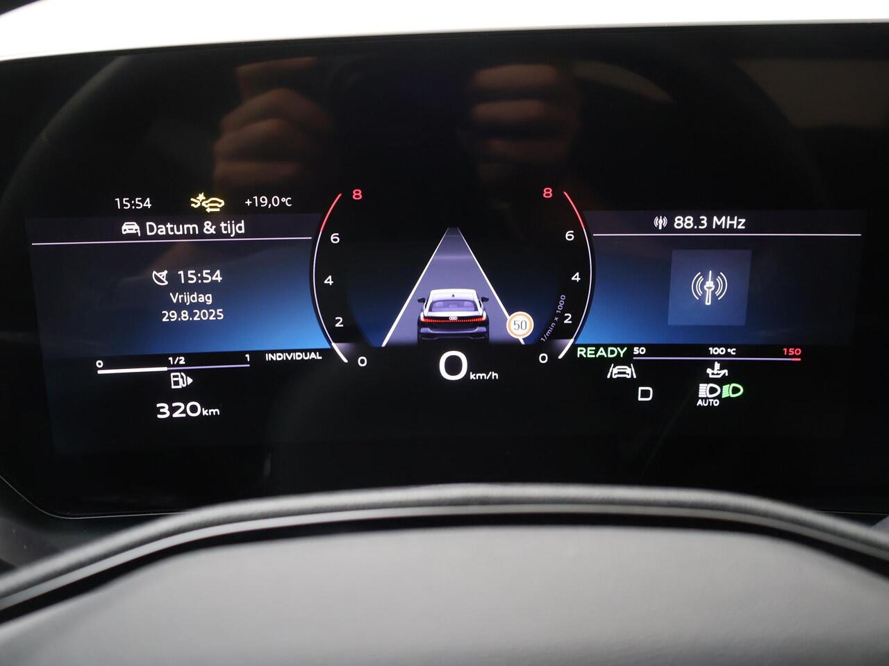 Audi A5 Limousine 2.0 TFSI edition one | 150 PK | Automaat | S-Line | Multifunctioneel stuurwiel | Adaptive Cruisecontrol | Stoelverwarming | Achteruitrijcamera |