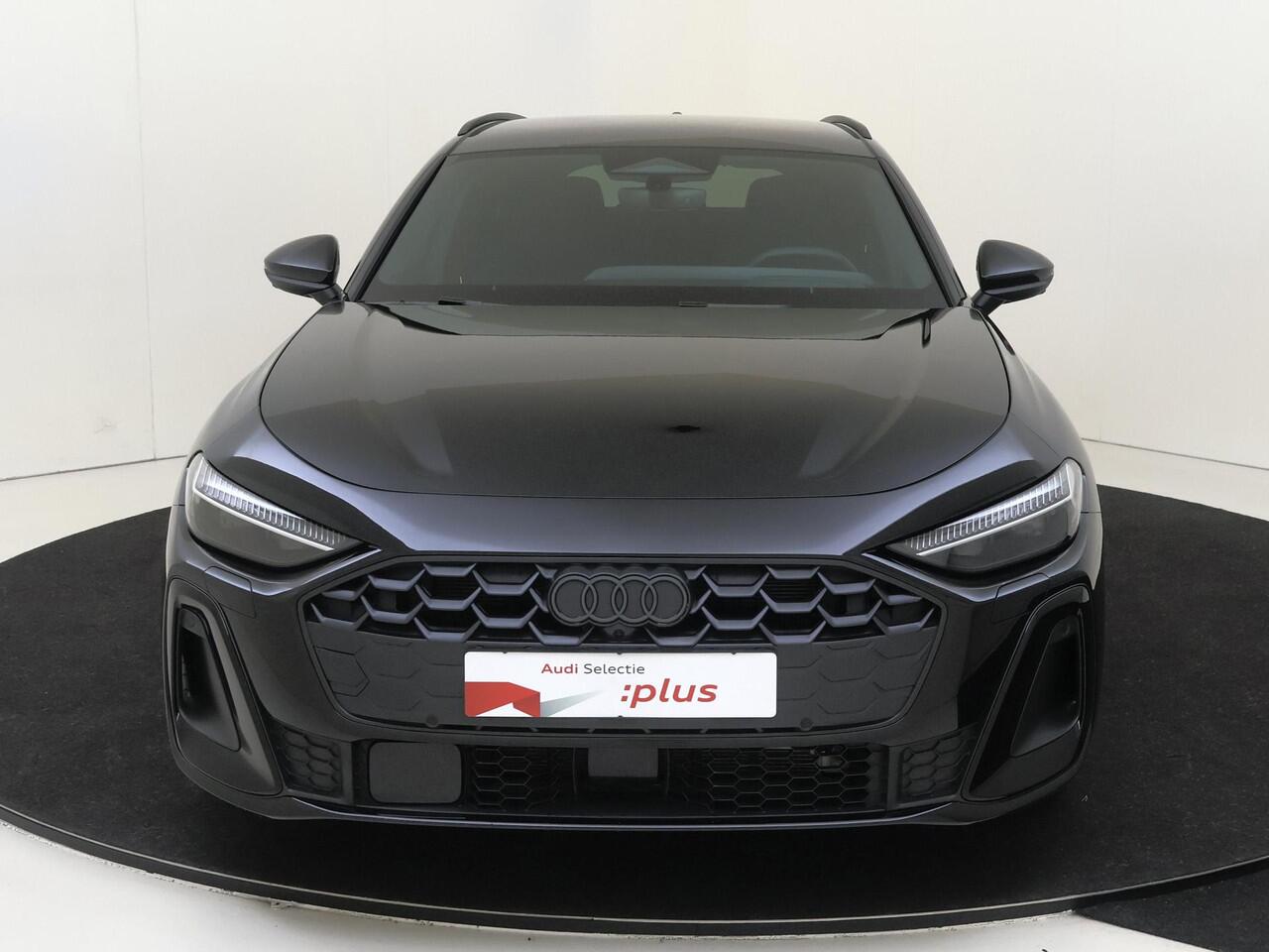 Audi A5 Avant 2.0 e-hybrid quattro S edition Competition | Panoramadak | Trekhaak | 360 camera | Bang & Olufsen | Head-up display | 3-zone airco | Dodehoek detectie | Keyless |