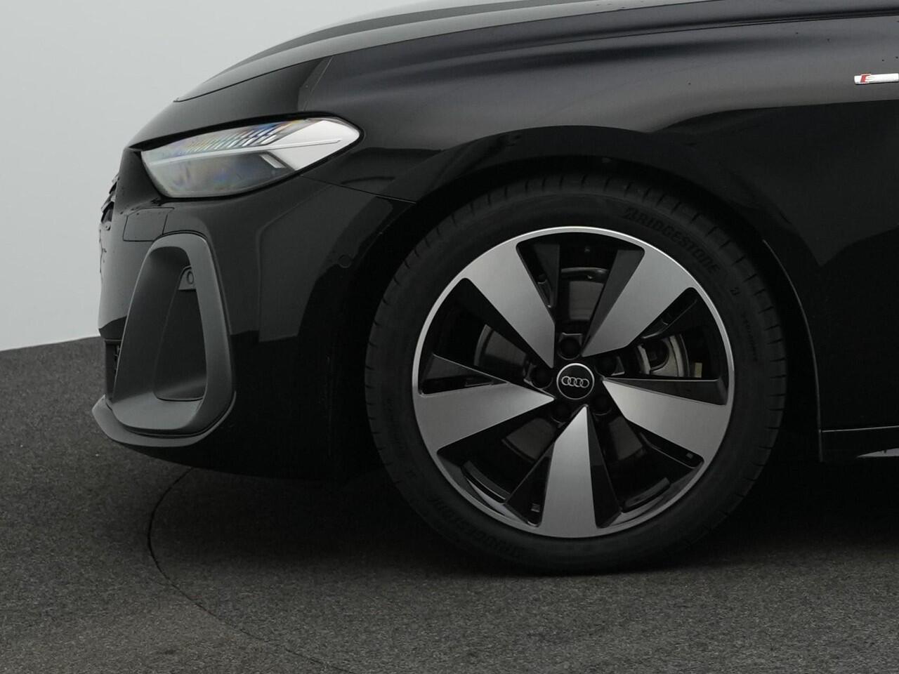 Audi A5 Limousine 2.0 TFSI 150 pk S-tronic S edition / S-Line | Achteruitrijcamera | Stoelverwarming | Adaptive Cruise | Navigatie