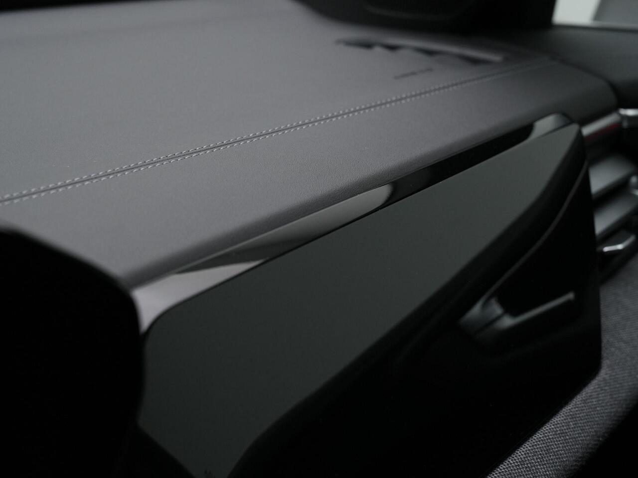 Audi A5 Avant 2.0 TFSI 150 pk S-tronic S edition / S-Line | Achteruitrijcamera | Stoelverwarming | Adaptive Cruise