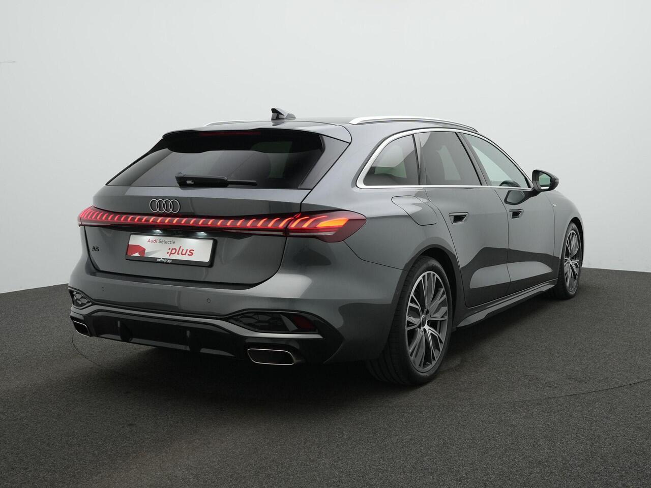 Audi A5 Avant 2.0 TFSI 150 pk S-tronic S edition / S-Line | Achteruitrijcamera | Stoelverwarming | Adaptive Cruise