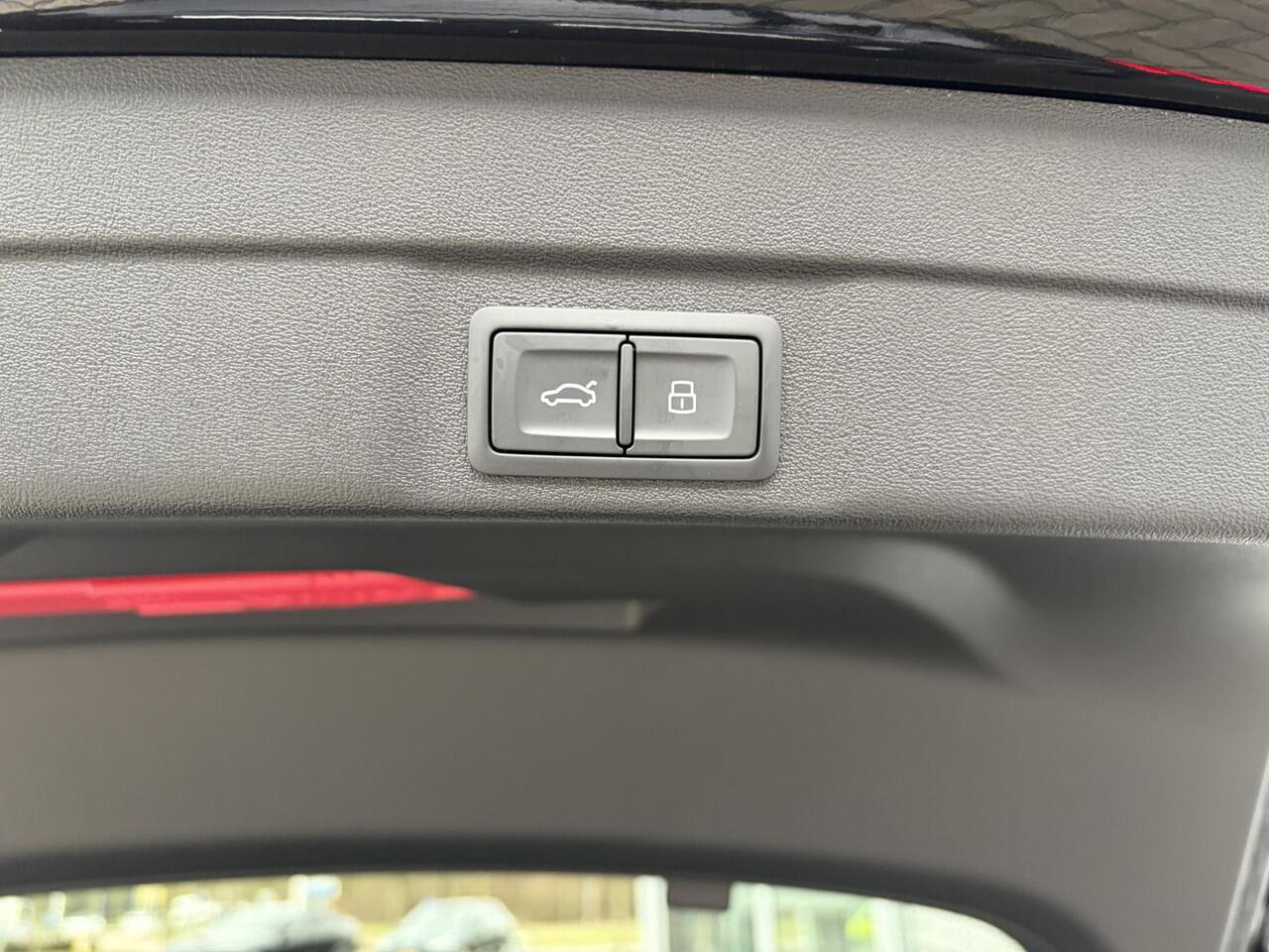 Audi A5 Limousine 299 PK Hybride 2.0