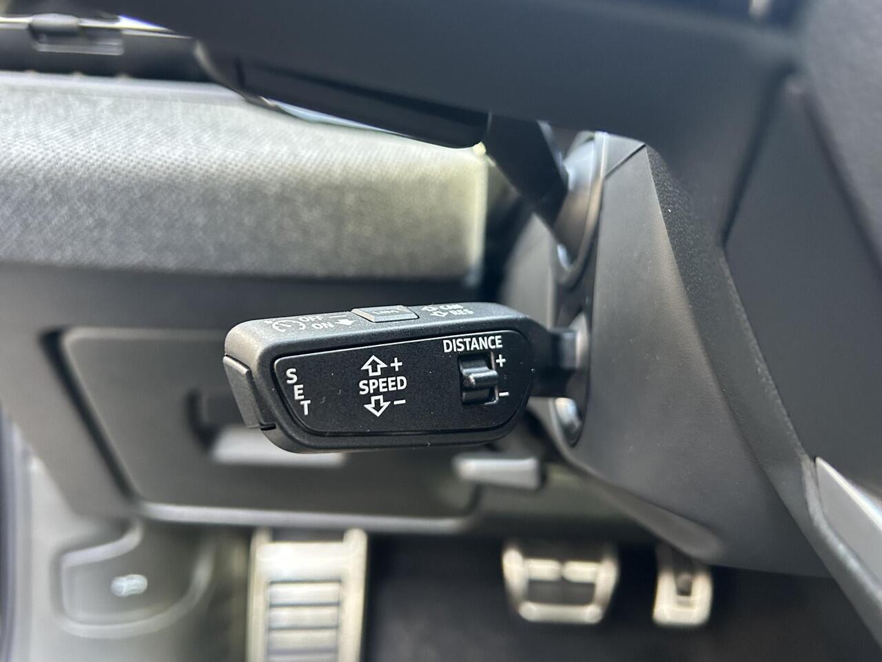 Audi A5 Avant S edition e-hybrid 220 kW / 299 PK quattro | Passagiersdisplay | Matrix LED-koplampen | 360 graden camera | Elektronische trekhaak | Stoelverwarming