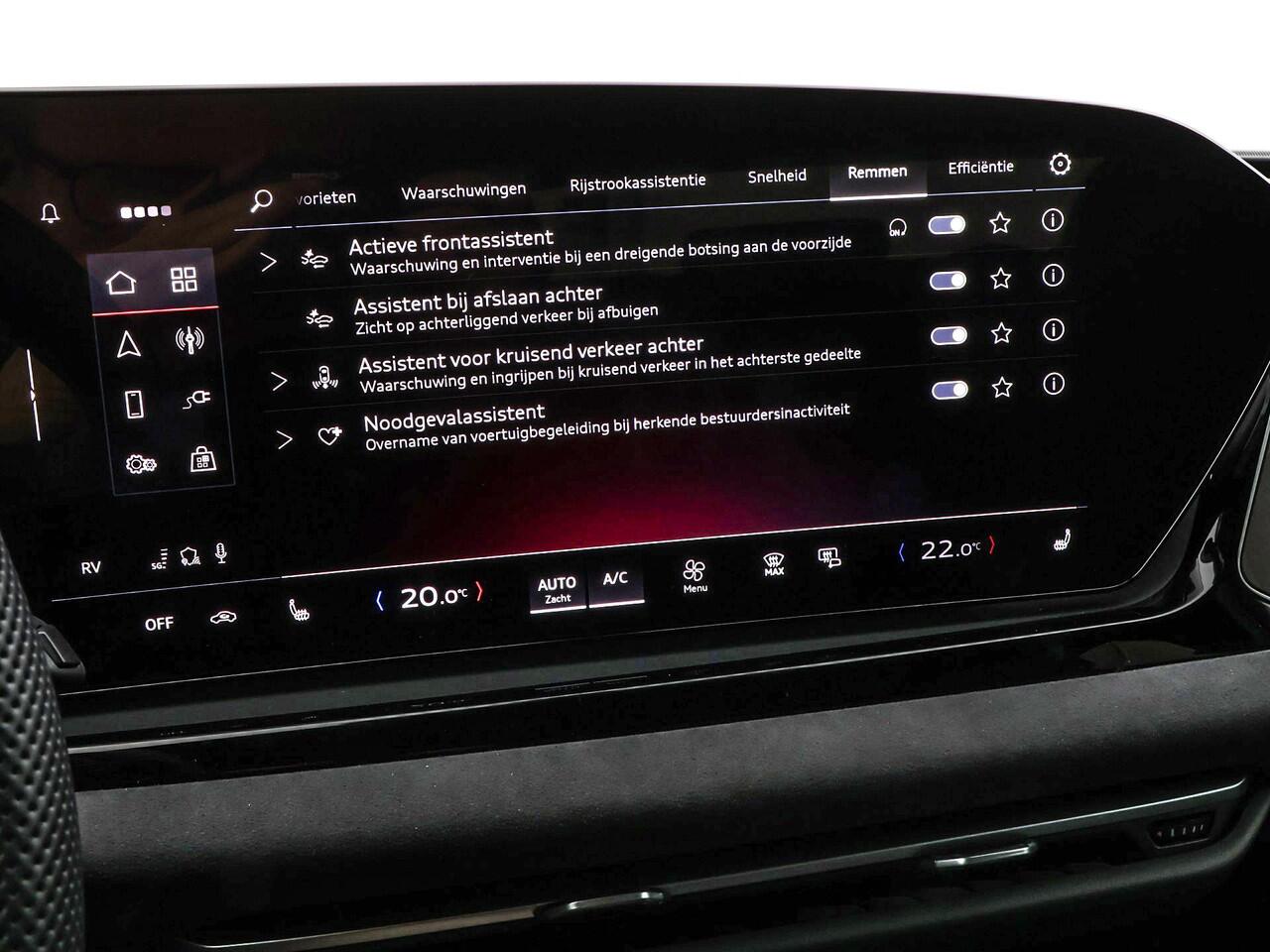 Audi A5 Avant 2.0 e-hybrid quattro S edition · Tech Plus pakket · 20'' LM velgen 5 dubbelspaak · Privacy glas · Optiek zwart