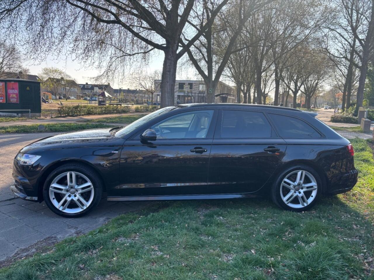 Audi A6 Avant ,S Line ,Leder interieur,Navigatie,Bluetoth,