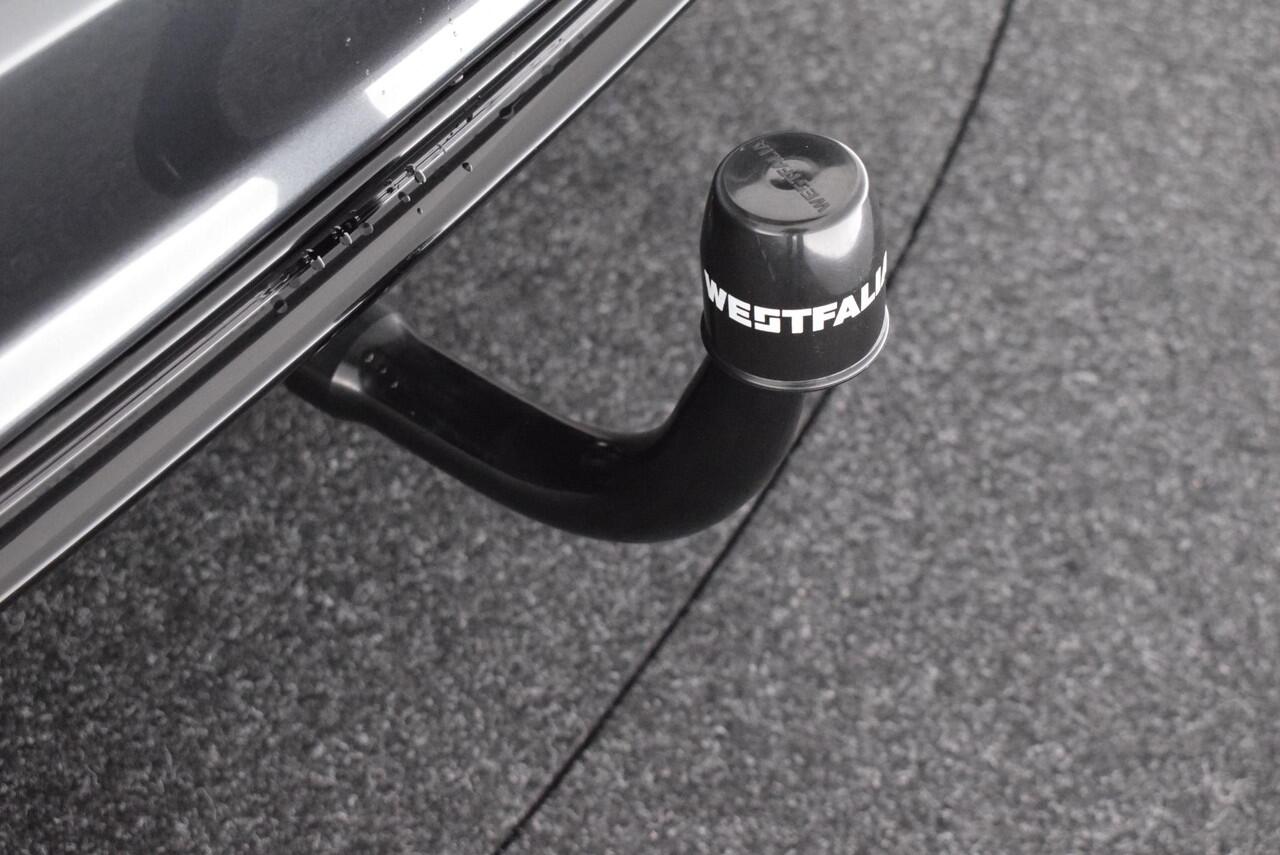 Audi A6 Avant 55 TFSI e 367pk quattro Competition Panoramadak Camera Trekhaak Leder