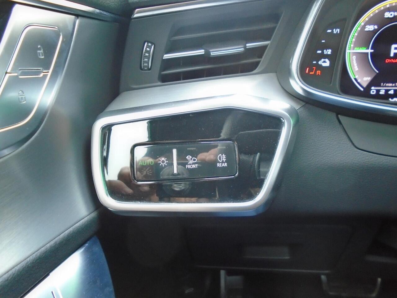 Audi A6 Avant 55 TFSI e quattro Competition