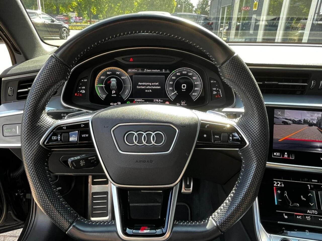 Audi A6 55TFSi 367pk competition Leder Matrix Sport Panorama 360gr.Cam 21