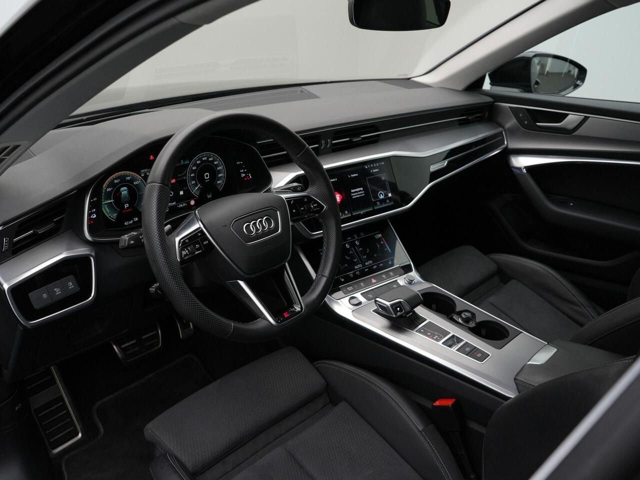 Audi A6 Avant 55 TFSI e 367 pk S-tronic quattro Pro Line S Competition / S-Line | Panoramadak | Trekhaak | Demperregeling | Head-up display | HD Matrix LED | Leder/alcantara