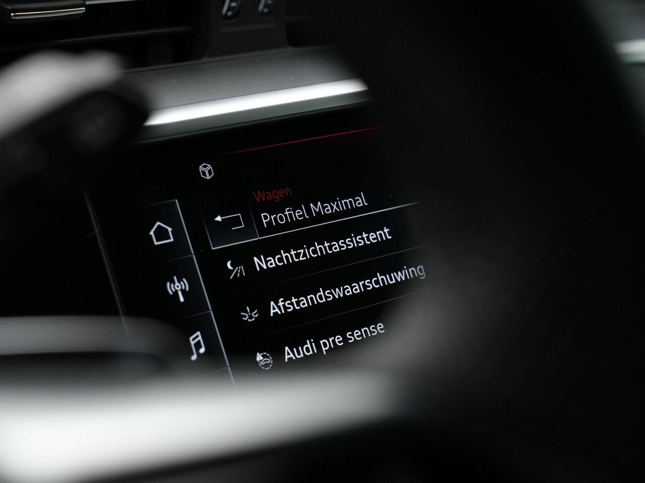 Audi A6 Avant 55 TFSI e Quattro Competition / S-Line | Panoramadak | Trekhaak | Nachtzicht | Head-up display | HD-Matrix LED | Leder/alcantara