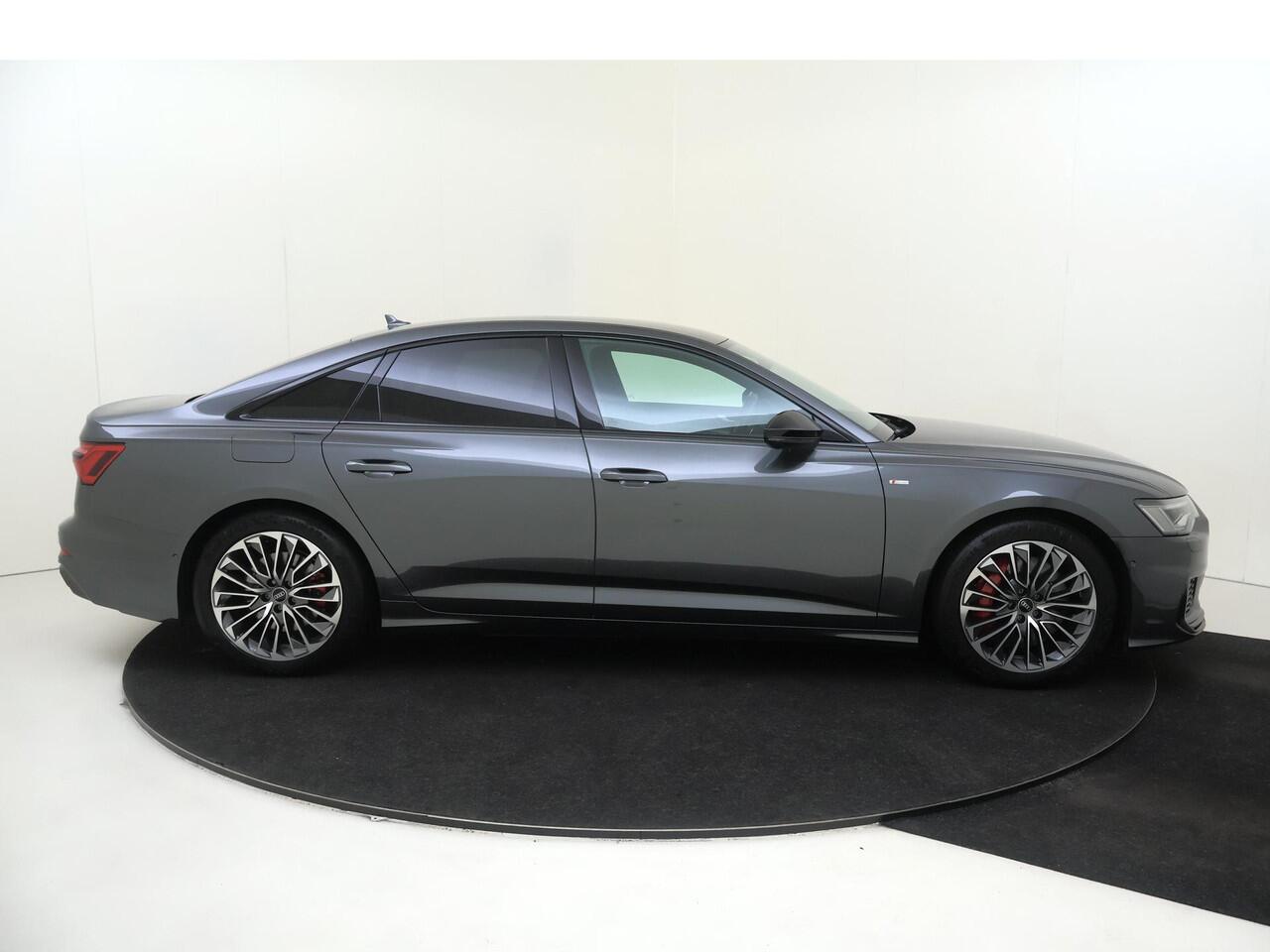 Audi A6 Limousine 55 TFSI e quattro S edition Competition | SoH 87% | 360 camera | Parkeerassistent | 4-zone airco | Adaptieve cruise control | Stoelverwarming | Navigatie Plus | Grootlichtassistent |