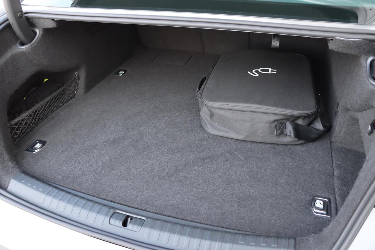 Audi A6 Limousine 50 TFSI e Quattro Design 300pk S Tronic | SOH 95,6% | Elektrisch verstelbare voorstoelen | Memory | Camera