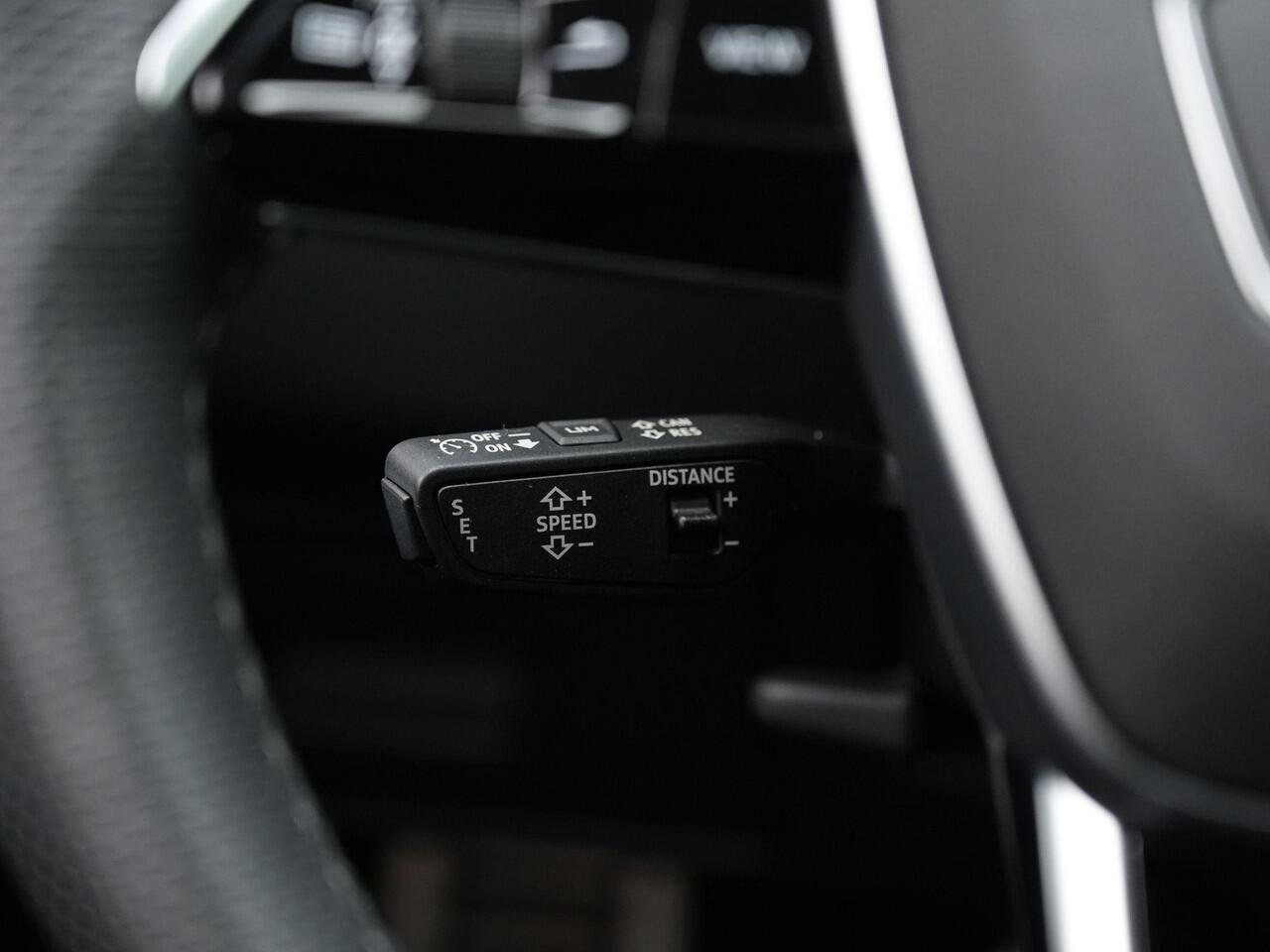 Audi A6 Avant 50 TFSI e Quattro S-Line | Panoramadak | Trekhaak | Valcona leder | Geheugenstoel | 360 camera | Bang & Olufsen