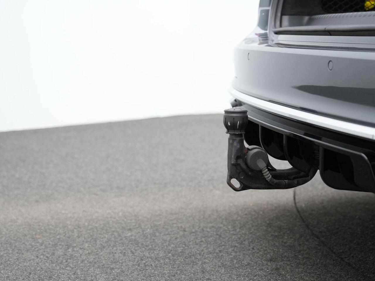 Audi A6 Avant 50 TFSI e Quattro S-Line | Panoramadak | Trekhaak | Valcona leder | Geheugenstoel | 360 camera | Bang & Olufsen