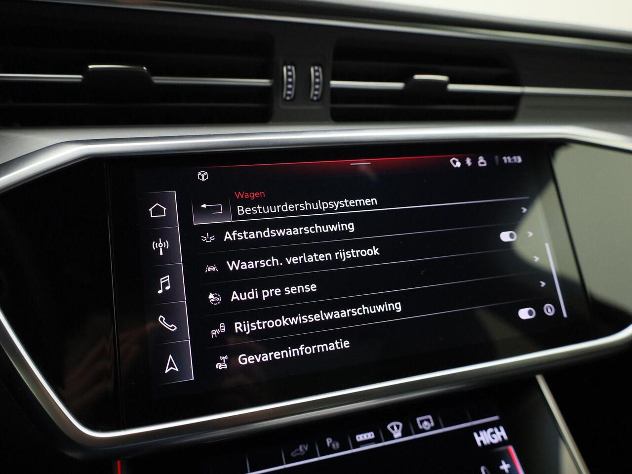 Audi A6 Avant 55TFSIe 270kW/367PK quattro Pro Line S Competition · Panoramadak · Camera · Apple/Android Car Play · HEAD-UP Display · Dodehoeksensoren · Adaptive CC · Leder/Alcantara