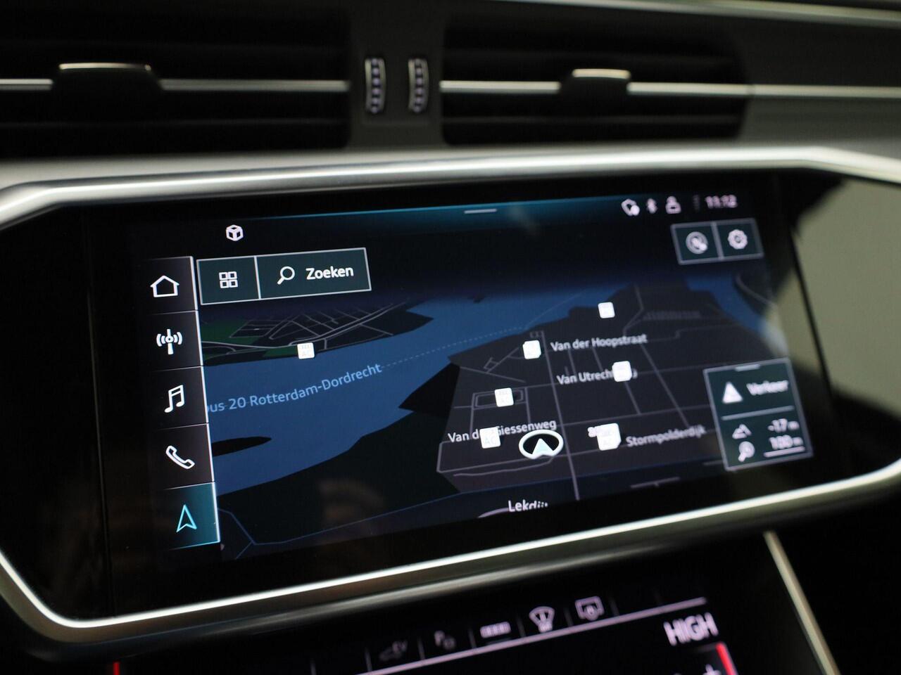 Audi A6 Avant 55TFSIe 270kW/367PK quattro Pro Line S Competition · Panoramadak · Camera · Apple/Android Car Play · HEAD-UP Display · Dodehoeksensoren · Adaptive CC · Leder/Alcantara