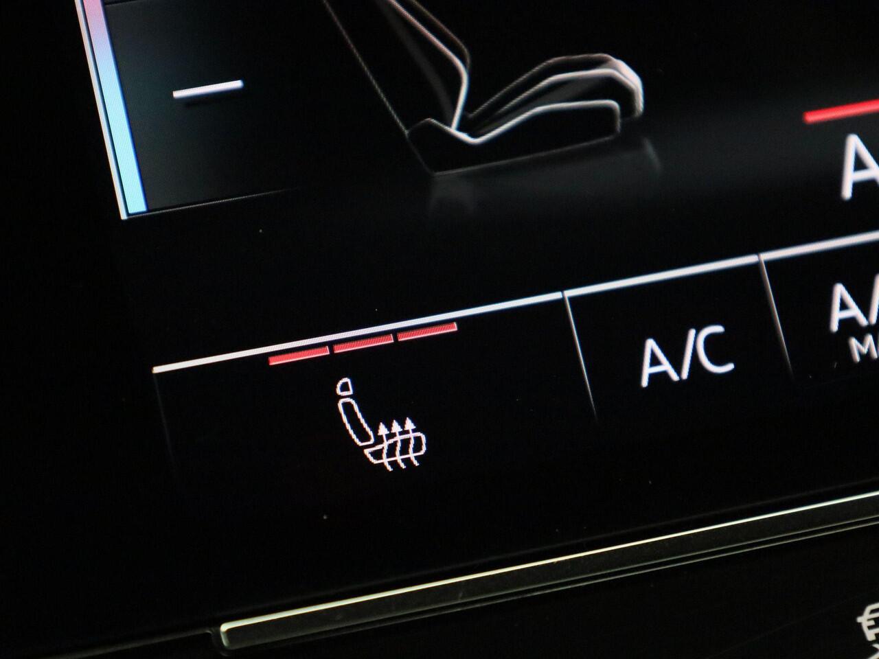 Audi A6 Avant 55TFSIe 270kW/367PK quattro Pro Line S Competition · Panoramadak · Camera · Apple/Android Car Play · HEAD-UP Display · Dodehoeksensoren · Adaptive CC · Leder/Alcantara