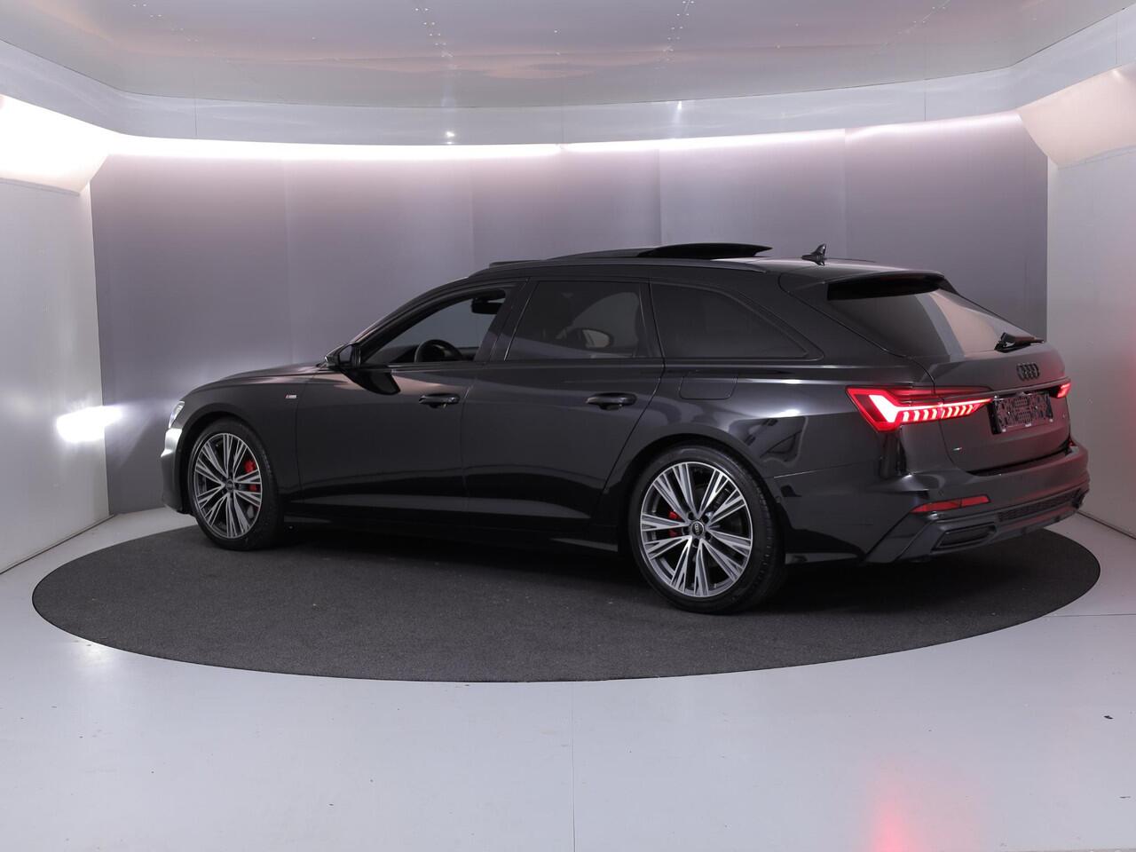 Audi A6 Avant 55 TFSI e quattro Pro Line S Competition 367 pk S-tronic | Navigatie | Panoramadak | Parkeersensoren | Achteruitrijcamera | Lederen bekleding | Stoelverwarming | S-Line |