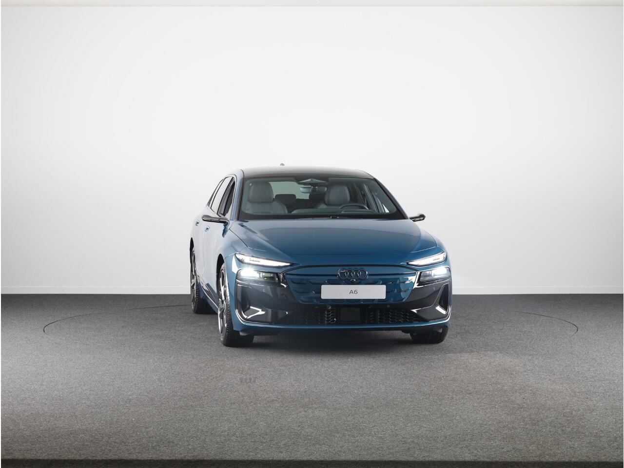 Audi A6 Avant S edition e-tron 100kWh 270 kW / 367 PK Avant Elek Panorama-glasdak, Bang&Olufsen soundsysteem, winterpakket, privacy glass