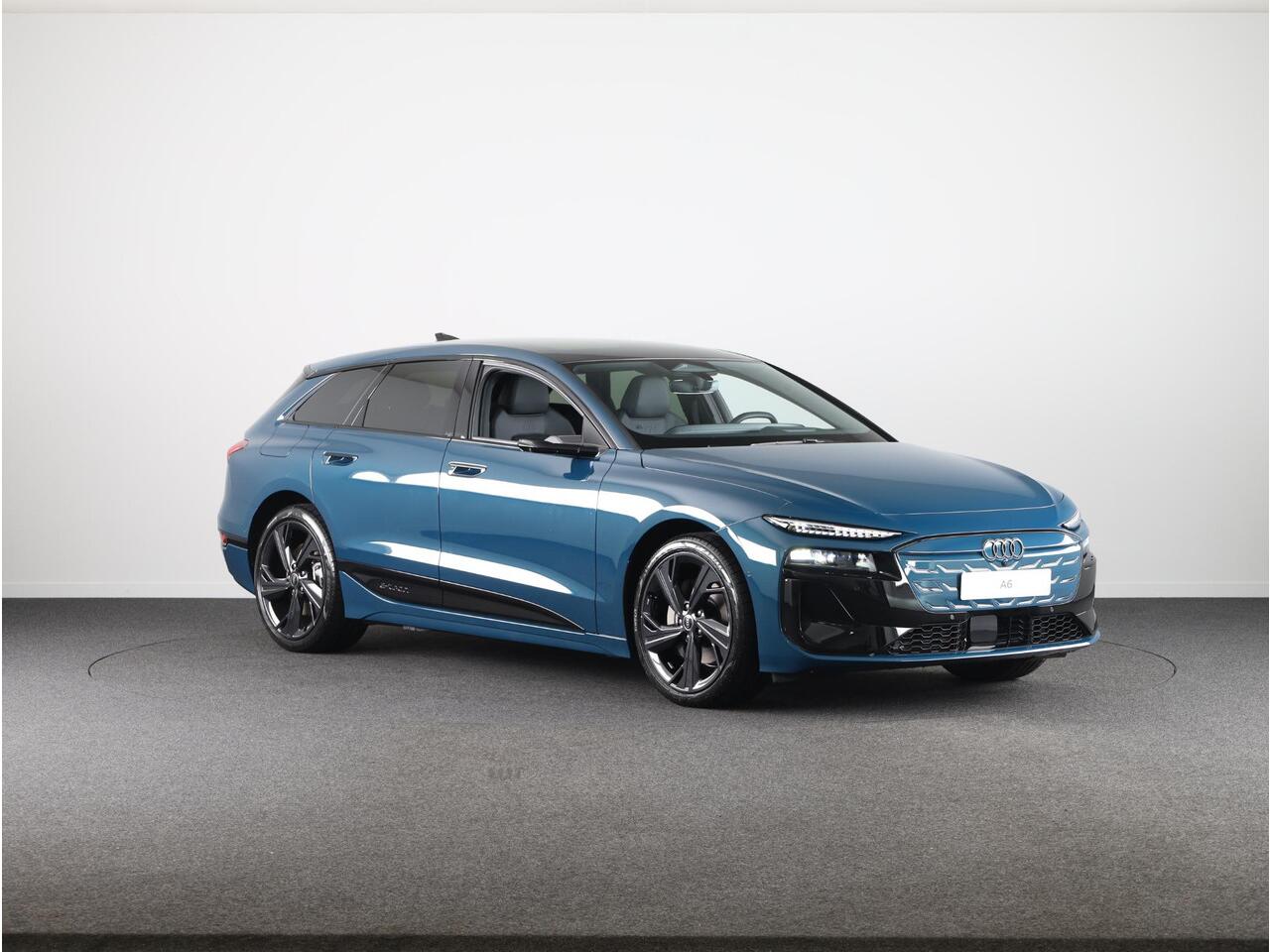 Audi A6 Avant S edition e-tron 100kWh 270 kW / 367 PK Avant Elek Panorama-glasdak, Bang&Olufsen soundsysteem, winterpakket, privacy glass