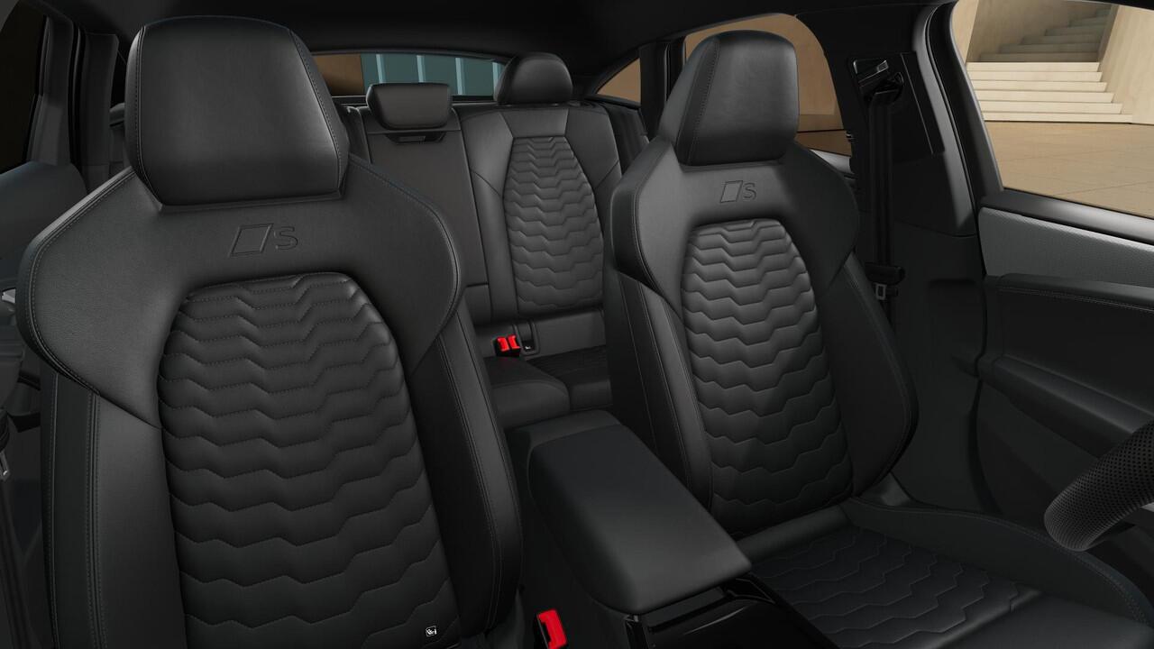 Audi A6 Sportback e-tron S edition performance 100 kWh adaptive luchtvering, omgevingscamera's, adaptive cruise control, leder interieur, winterpakket, privacy glass