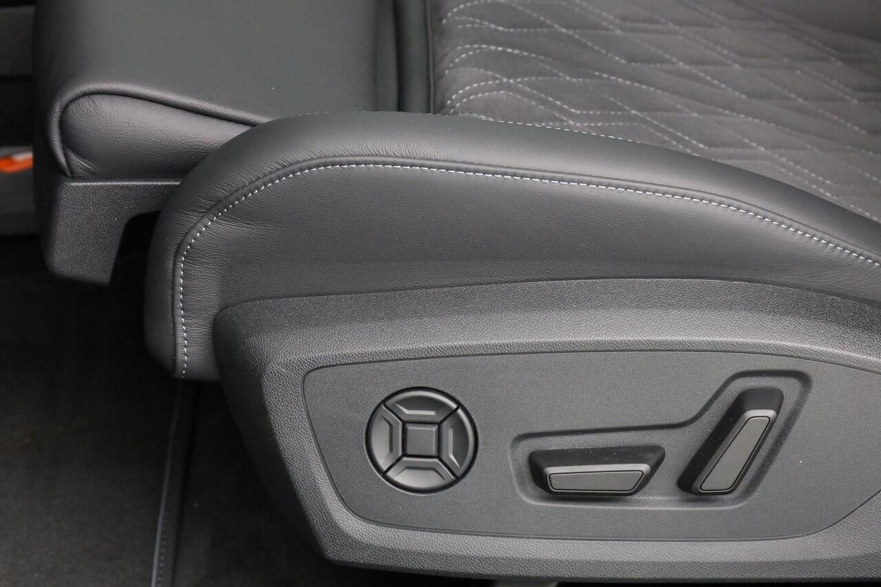 Audi A6 Limousine e-hybrid quattro 299 PK Edition one | Edition one | Tech Plus | Elektrisch instelbare voorstoelen