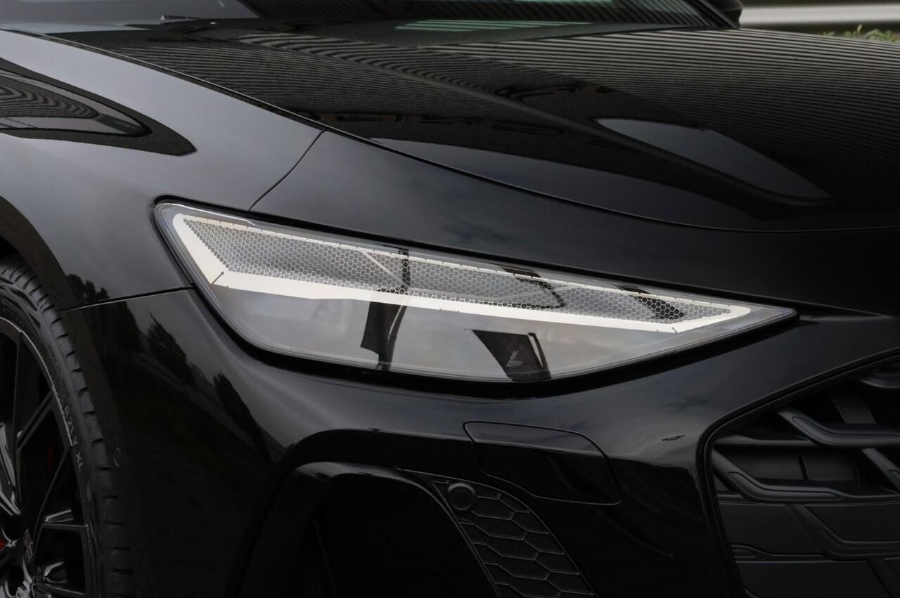 Audi A6 Avant e-hybrid Competition Trekhaak l Massage l Pano.dak