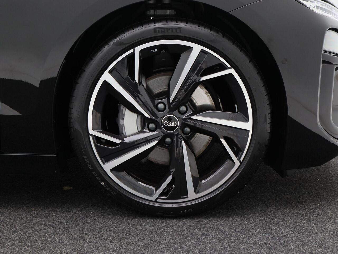 Audi A6 Sportback S edition e-tron 100kWh | 367 PK | 21 inch velgen | Zwart Optiek | Glazen panoramadak | Tech Pro pakket |