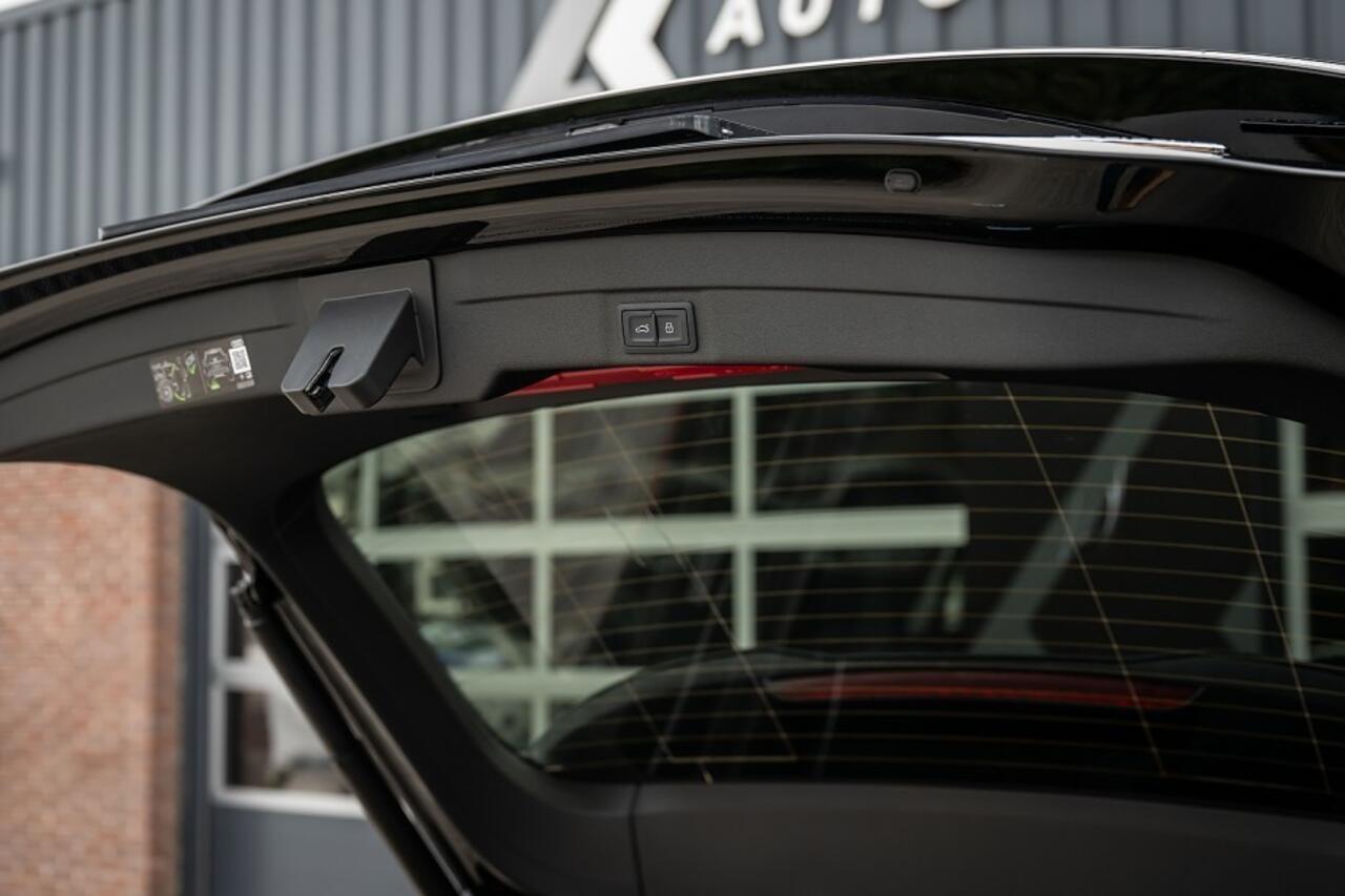 Audi A6 2.0 e-hybride | Panorama | Matrix LED Plus | 360° | Head-up | Vierwielbesturing | Bang & Olufsen 3D | ACC | 20 Inch | Nachtgroen | 5 Jaar Garantie |