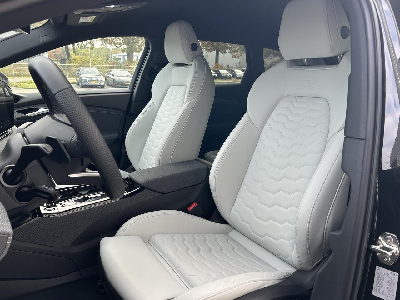 Audi A6 e-tron Avant S edition 100 Kwh / 367 PK | Sportstoelen Leder | Stuurverwarming | Stoelverwarming voor + achter | Keyless