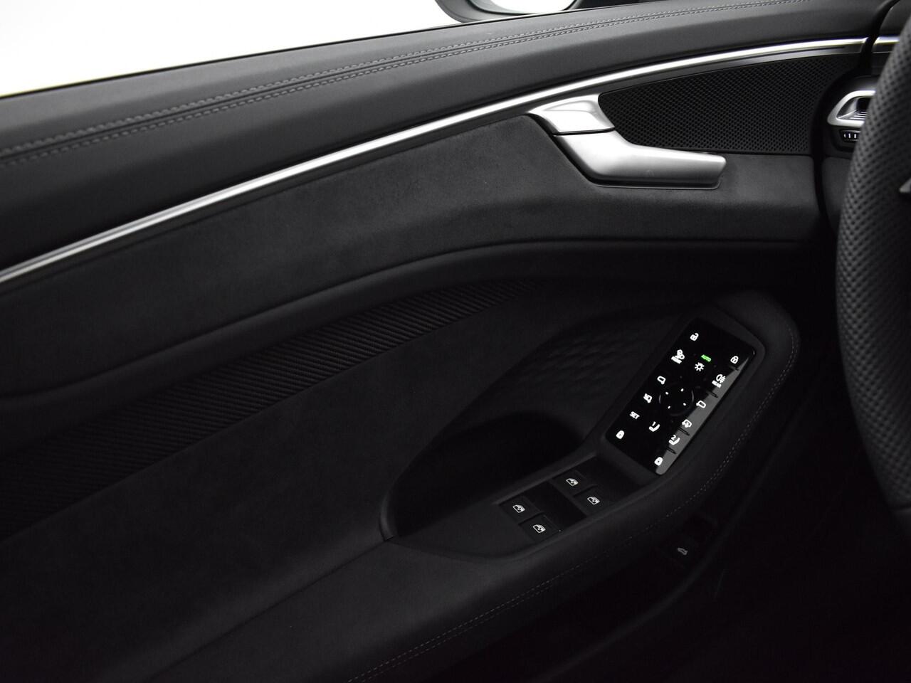 Audi A6 Limousine 2.0 e-hybrid quattro S Edition 299 PK Audi Sport 21'' · Tech Plus pakket · Akoestische glas · Lichtpakket Pro