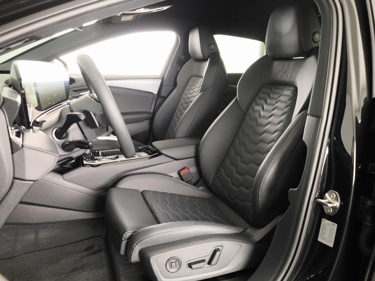 Audi A6 Sportback e-tron S edition performance 100 kWh Lederen bekleding | Verwarmbare voorstoelen | 21 inch Lichtmetalen velgen | Matrix led verlichting