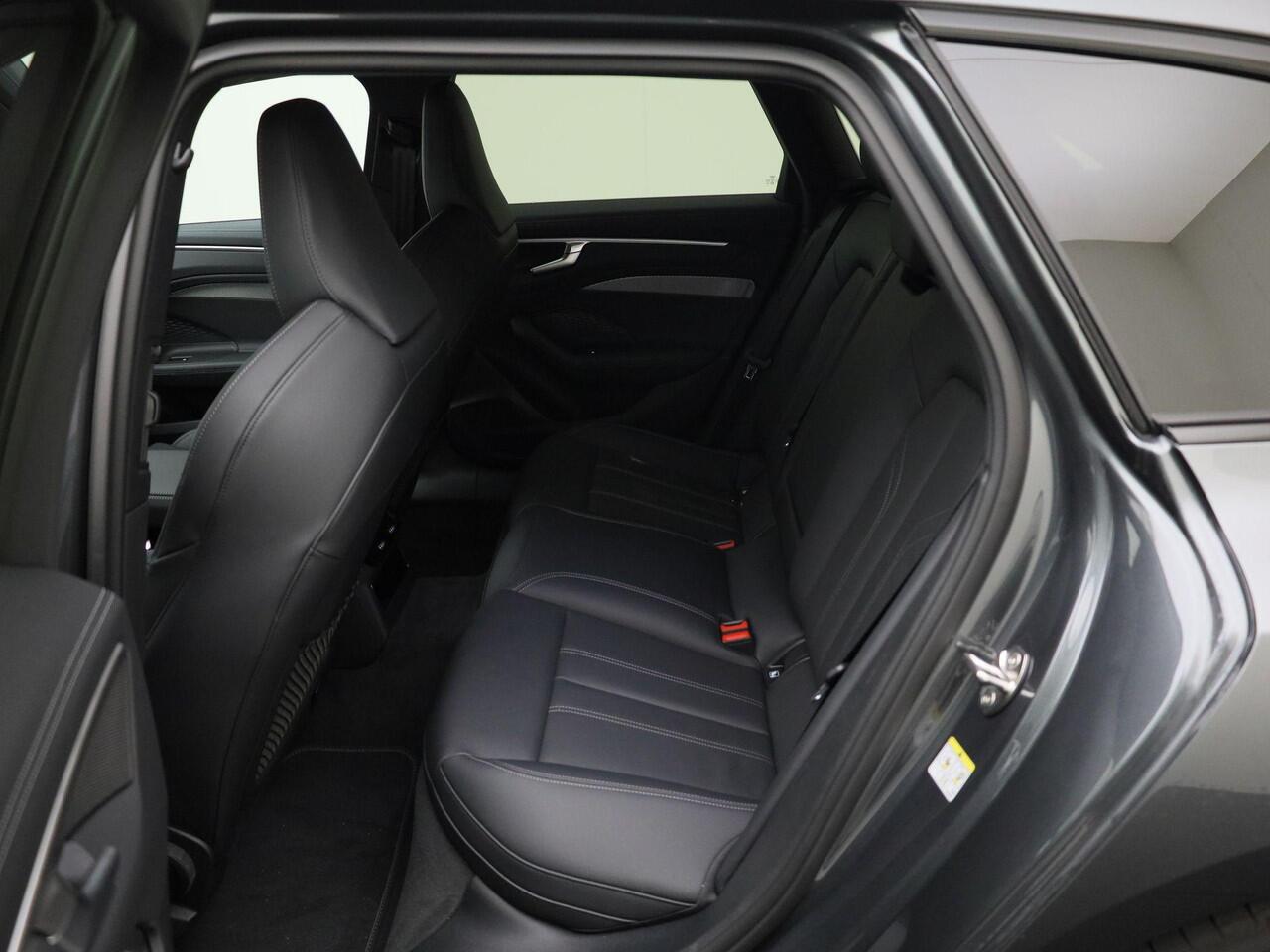 Audi A6 Avant 2.0 e-hybrid quattro S edition 299 PK · Tech plus · Warmtewerend glas, donker getint · Exterieurpakket zwart