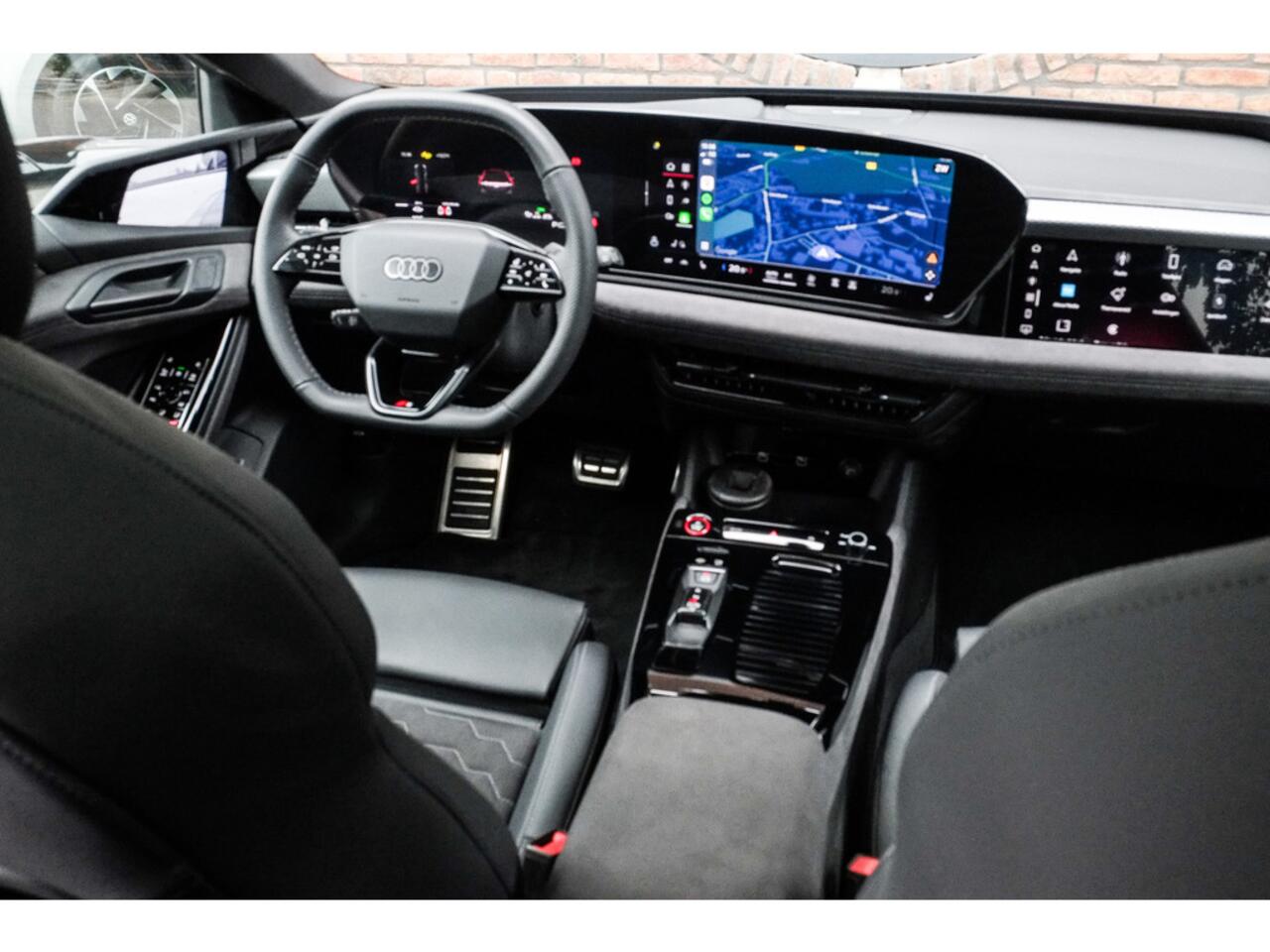 Audi A6 Avant e-tron S edition quattro 428pk, 100 kWh accu, Trekhaak, Pa