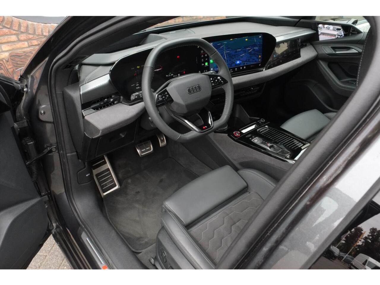 Audi A6 Avant e-tron S edition quattro 428pk, 100 kWh accu, Trekhaak, Pa