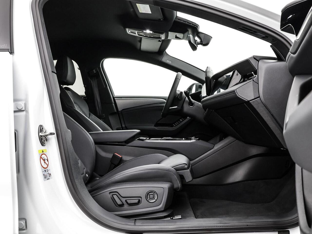 Audi A6 Sportback e-tron S edition 286 PK · Privacy glas · Remzadels rood · Sportstoel leder zwart