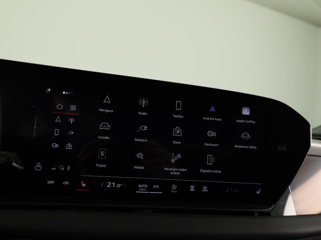 Audi A6 Avant e-tron Advanced edition performance 100 kWh 367 pk | Navigatie | Warmtepomp | Parkeersensoren (Park assist) | Rondomzicht camera | Elektr. voorstoelen | Stoelverwarming v/a | Matrix LED |