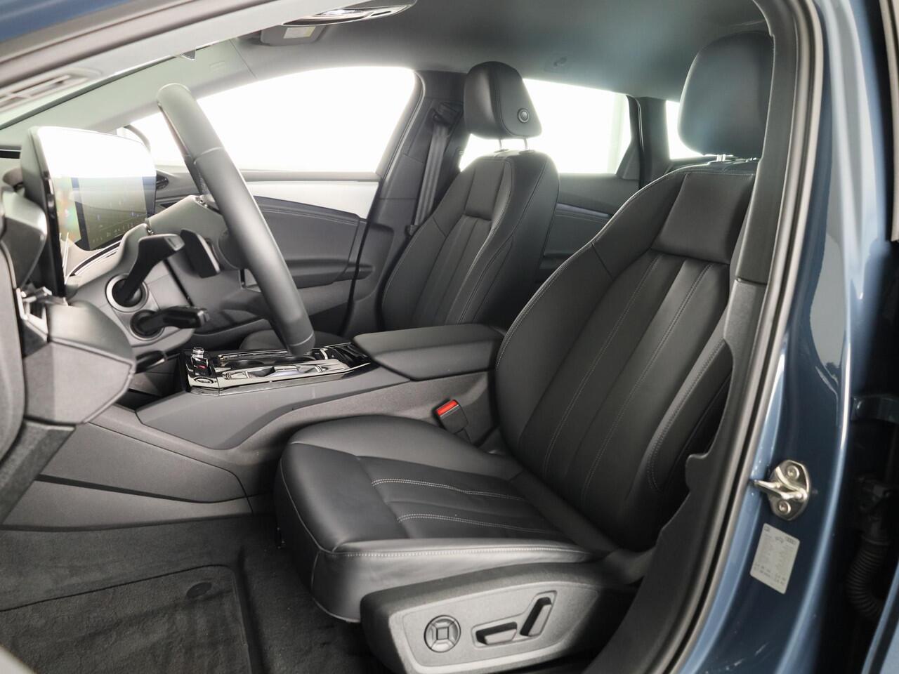 Audi A6 Avant e-tron Advanced edition performance 100 kWh 367 pk | Navigatie | Warmtepomp | Parkeersensoren (Park assist) | Rondomzicht camera | Elektr. voorstoelen | Stoelverwarming v/a | Matrix LED |